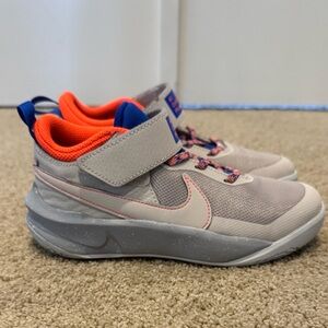 Nike Team Hustle D10 SE PS